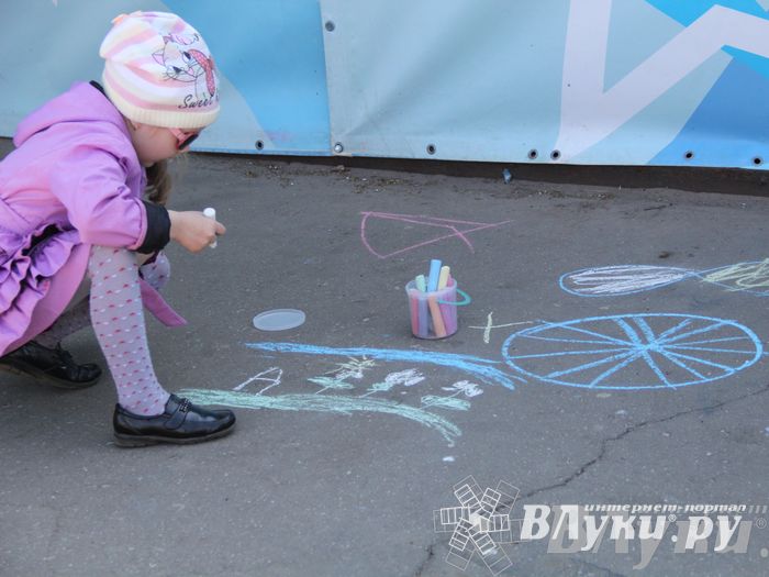 Традиционная весенняя ярмарка прошла в Великих Луках