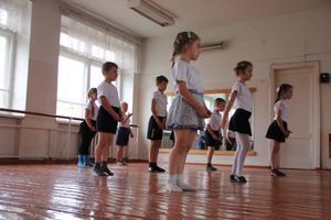 Поздравляем тех, кто сеет доброе и вечное, с профессиональным праздником