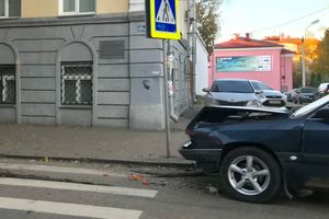 На ул. Некрасова в Великих Луках произошло ДТП (ФОТО)