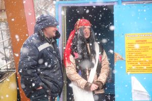 В Великих Луках сожгли Масленицу (фото)