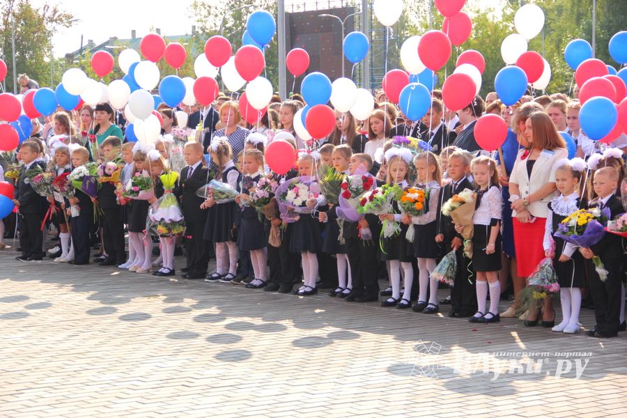 В Великих Луках открыли новый корпус школы №6 (ФОТО)