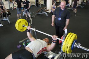 Народный жим в «С-Фитнес»