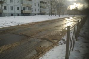 На улице Печорской появился лежачий полицейский (ФОТО)