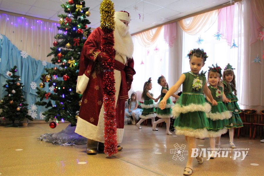 Волшебный новогодний утренник прошёл в детском саду №16 (ФОТО)