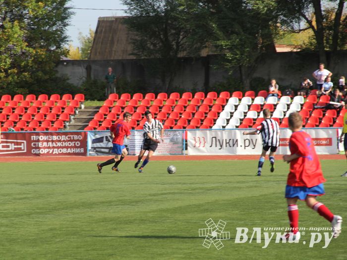 Педагогический лицей стал победителем турнира по футболу памяти М. Хренова (фото)
