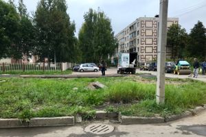 На ул. Пескарёва приступили к асфальтированию тротуара (ФОТО)