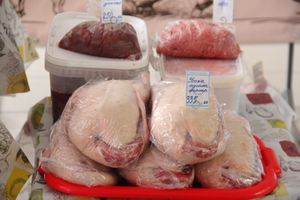 В Великих Луках открылась 10-я универсальная выставка (ФОТО)