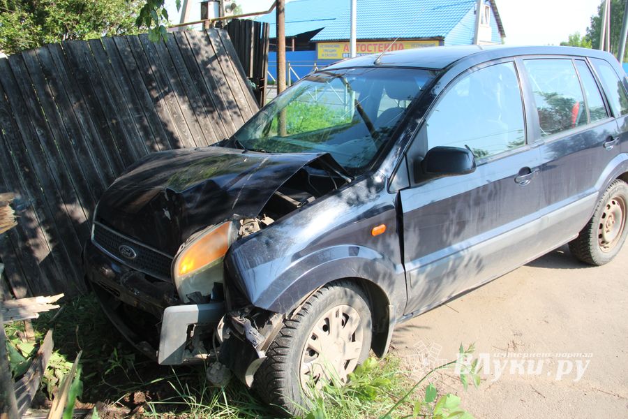 Ещё одно ДТП на Третьей Ударной Армии (ФОТО)