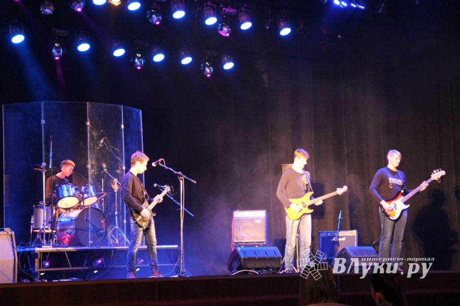 В Великих Луках состоялся финал музыкального медиа проекта «Новые Голоса на Новом Радио» (ФОТО)