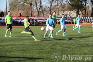 Футбольный матч «Луки-Энергия» — «Карелия» (фото)