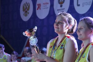 В Великих Луках прошли финальные игры Чемпионата ШБЛ «КЭС-БАСКЕТ» (фото)