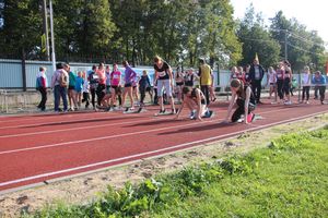 В Великих Луках проходят соревнования «Шиповка юных» (ФОТО)