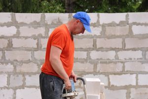 Строительство велоцентра в Великих Луках: склад, спортплощадки, велодорожки и земляника (ФОТО)