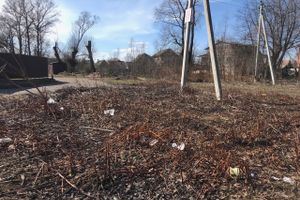 На набережной Лазавицкой угрожающе растёт помойка (ФОТО)