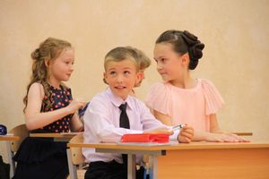 В школе №13 чествовали вчерашних учеников начальной школы (ФОТО)