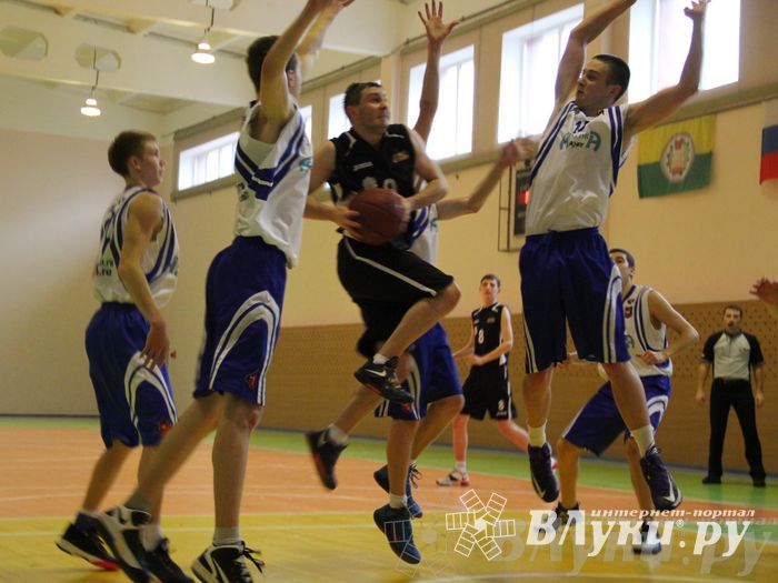 Завершился первый тур СЗФО Чемпионата АСБ в Великих Луках (фото)