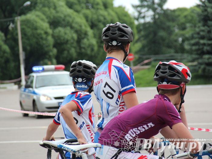 Гонка-критериум по велосипедному спорту