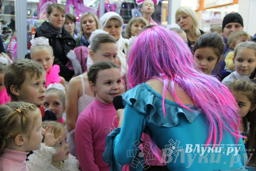 Ночь распродаж в ТЦ «Апельсин»