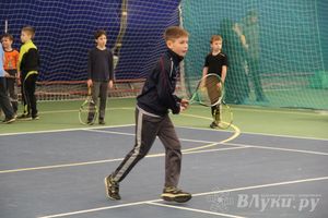 В Великих Луках прошло Первенство по большому теннису (фото)