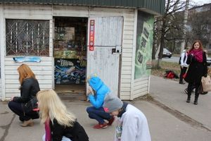 Псковские студенты провели антиалкогольный флешмоб (фото)