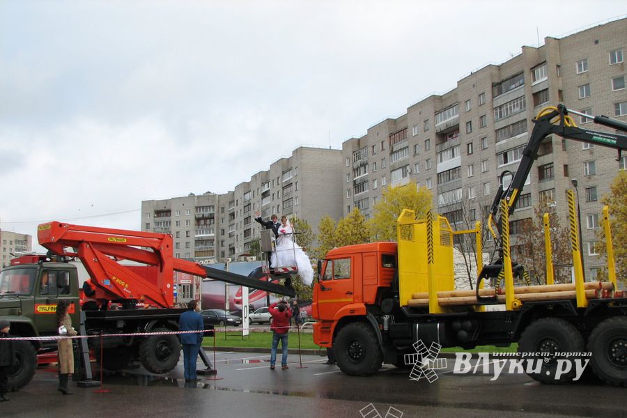 Международный конкурс профессионального мастерства «Лучший оператор гидроманипулятора – 2014»