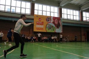 В Великих Луках прошли областные соревнования «Папа, мама, я - спортивная семья» (ФОТО)