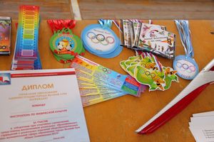 В Великих Луках проходят спортивные соревнования среди дошколят «Юные олимпионики» (ФОТО)