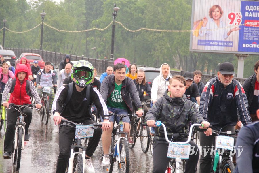 Зигзаг здоровья выполнили великолукские велосипедисты (ФОТО)