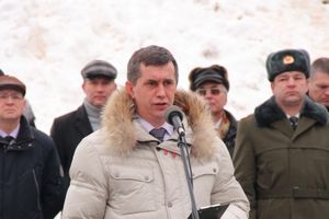 У Вечного огня в Великих Луках прошёл торжественный митинг (фото)