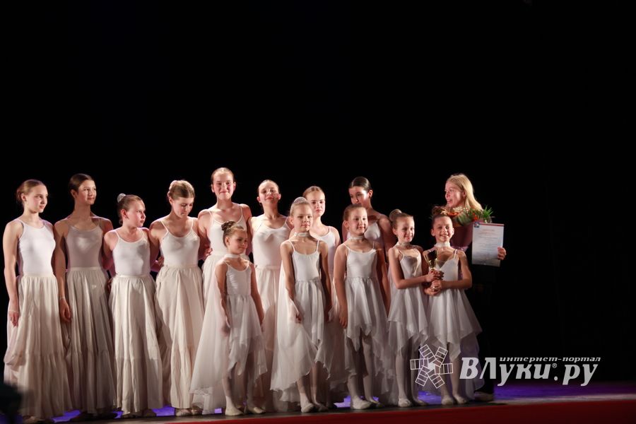 В ДК ЛК состоялся итоговый концерт фестиваля «Великолукская веснянка» (ФОТО)