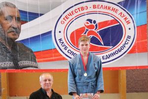 В Великих Луках прошли соревнования по самбо (ФОТО)