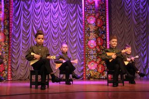 «Великолукская Веснянка»: детские сады 