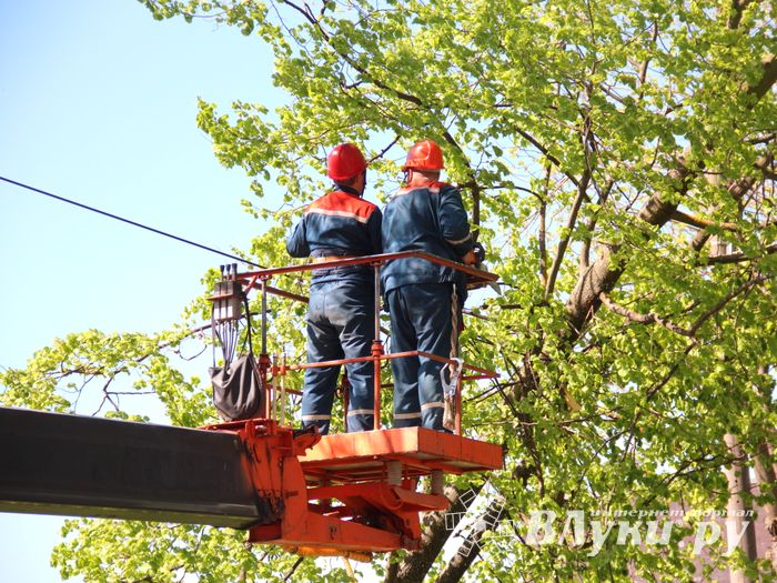 Авария устранена, движение по проспекту Гагарина возобновлено (ФОТО)