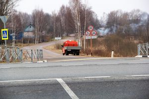 ДТП на трассе М-9: дорожные рабочие и гости из Волгограда (ФОТО)