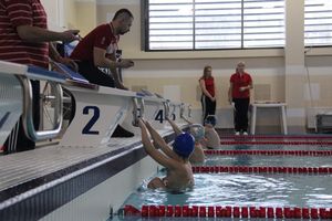 В Великих Луках прошло Первенство города по плаванию (ФОТО)