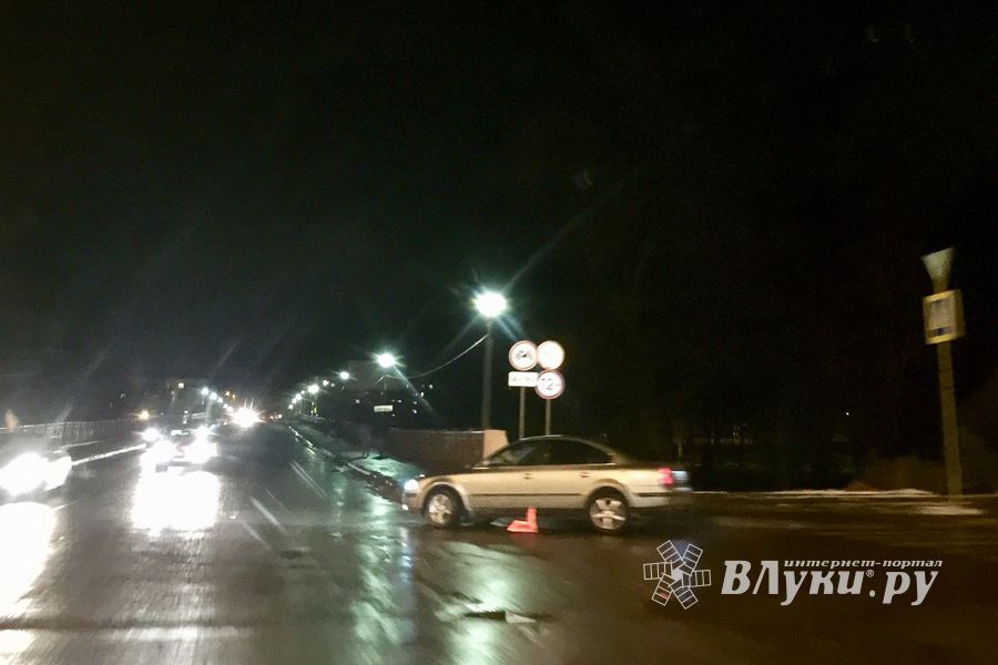 В Великих Луках автоледи сбила велосипедиста (ФОТО)