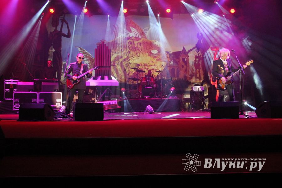 «Пикник» представил великолучанам «Большую игру»