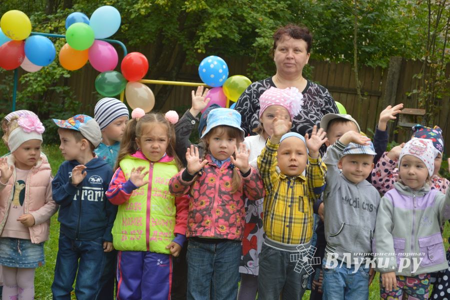 Великолукские дошколята отметили «День знаний» (ФОТО)