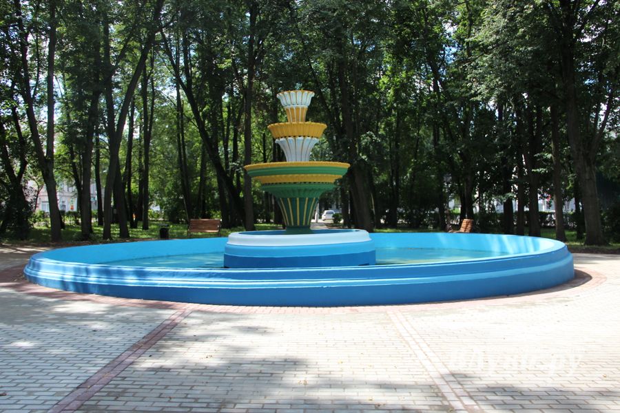 Великие Луки: краски, парки и «движение затруднено» (ФОТО)