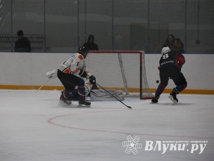 Великолукская команда «Экспресс 40+» дебютировал в НХЛ (ФОТО)