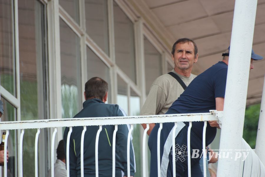 "Экспресс" (Великие Луки) - "Купол-ВДВ" (Псков)