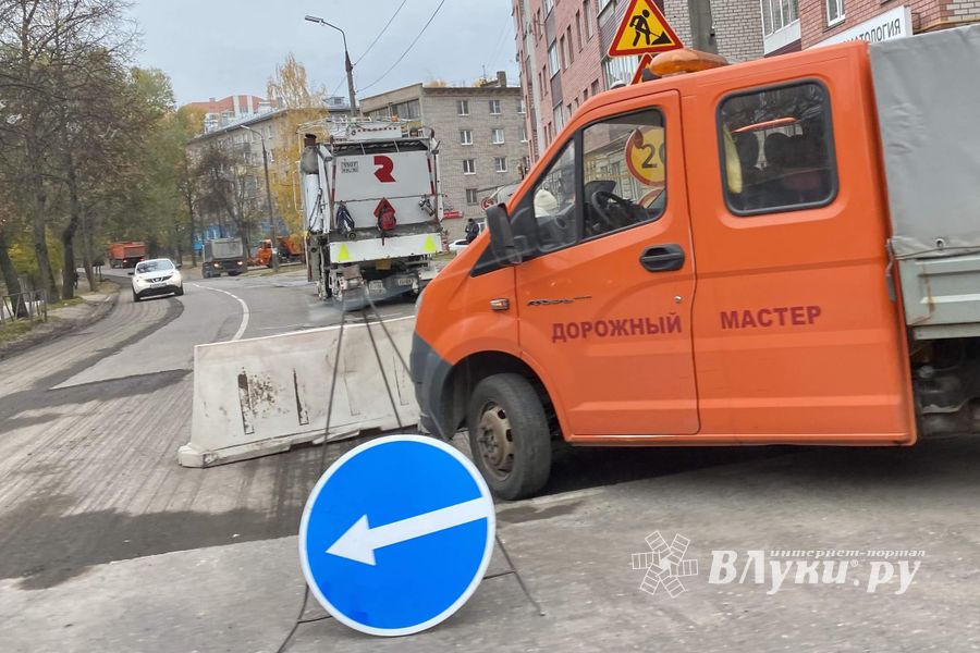 На перекрёстке Ботвина-Некрасова –дорожные работы (ФОТО)