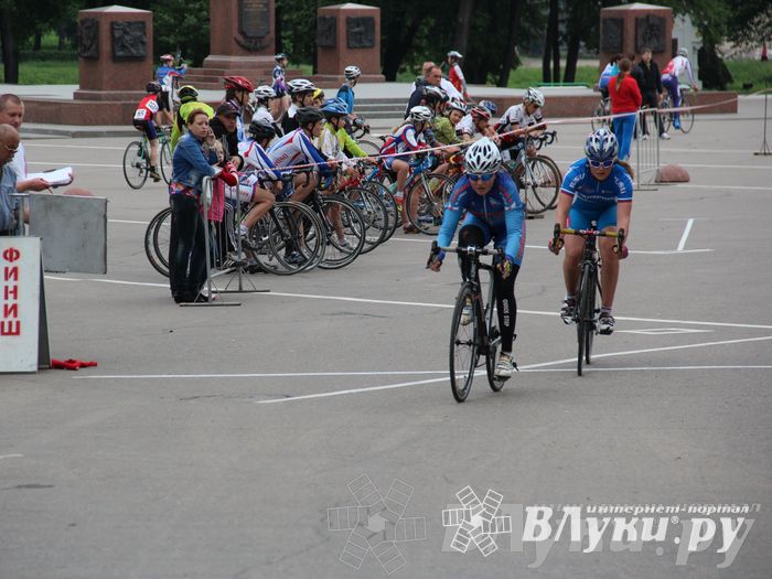 Гонка-критериум по велосипедному спорту