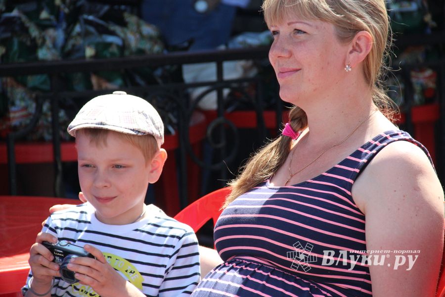 В Великих Луках отмечают День защиты детей 