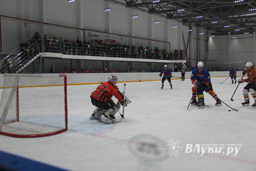ХК «ЛукиСпорт» обыграл псковскую «Гвардию» по буллитам (ФОТО)