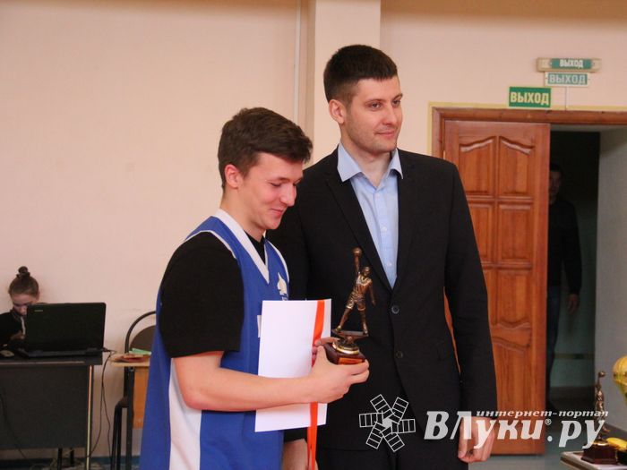 В Великих Луках прошли соревнования на Кубок АСБ области (ФОТО)