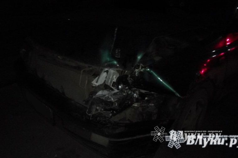 В Великих Луках произошло ДТП на улице Ботвина (ФОТО)