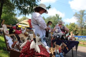 В городском парке Великих Лук прошёл День мороженого