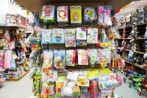 мир игрушек