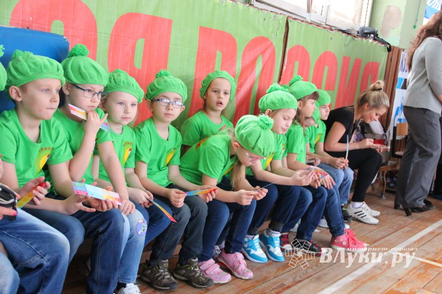 В Великих Луках стартовали спортивные соревнования среди дошколят «Юные олимпионики»